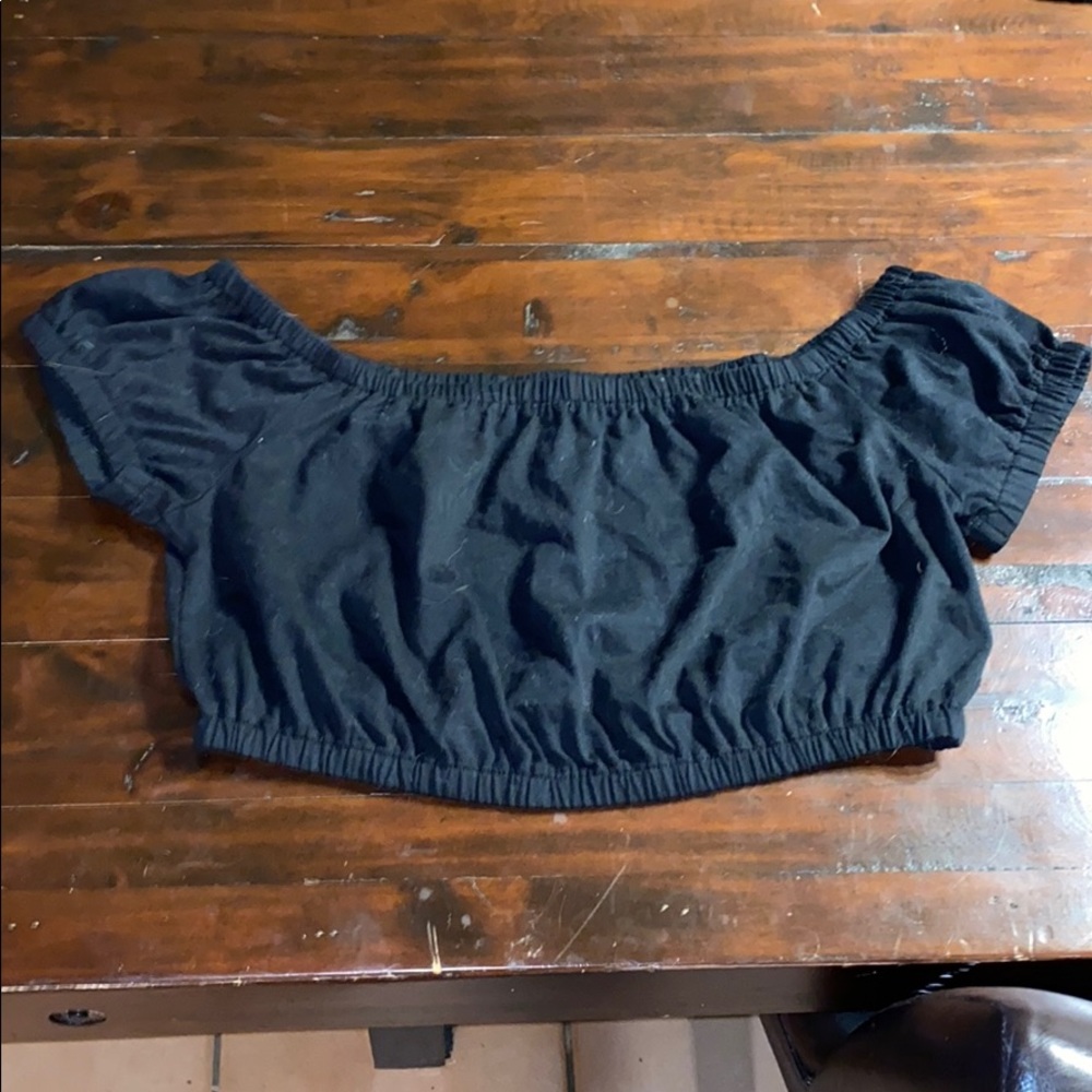Aritzia crop top